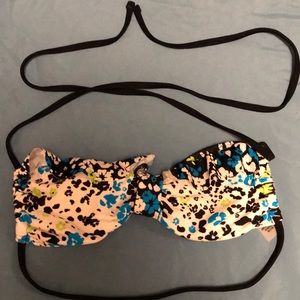 Bikini top 💕 Size Small - NWOT